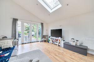 Photo 11- click for photo gallery